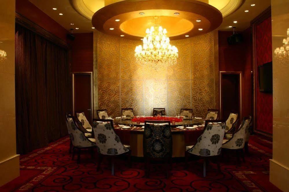 Tianrui Business Hotel 太原 外观 照片